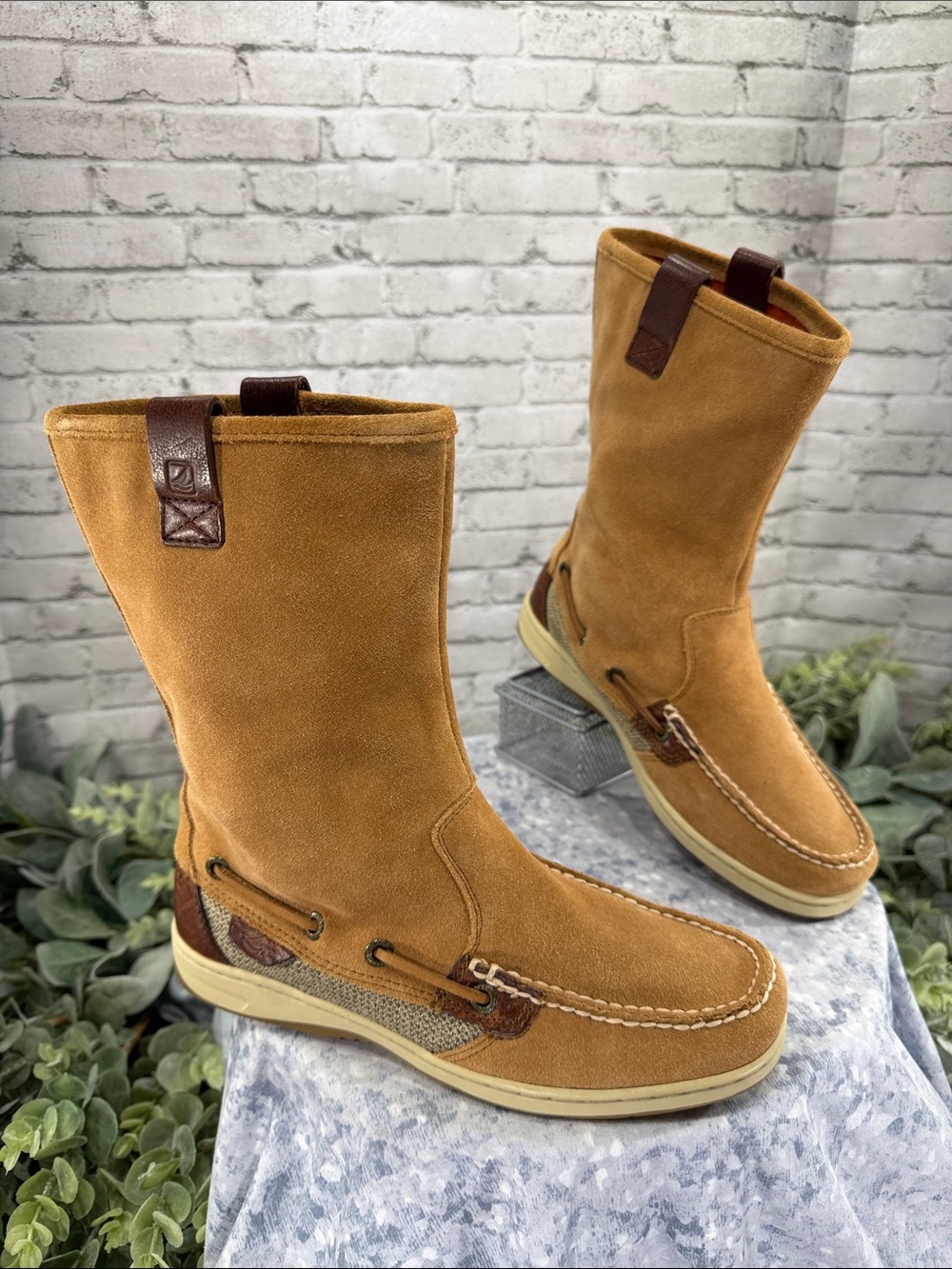 SPERRY Top-Sider “Sandfish” Tan Suede Mid-Calf Pull-On Deck Style Boots WMS 6M